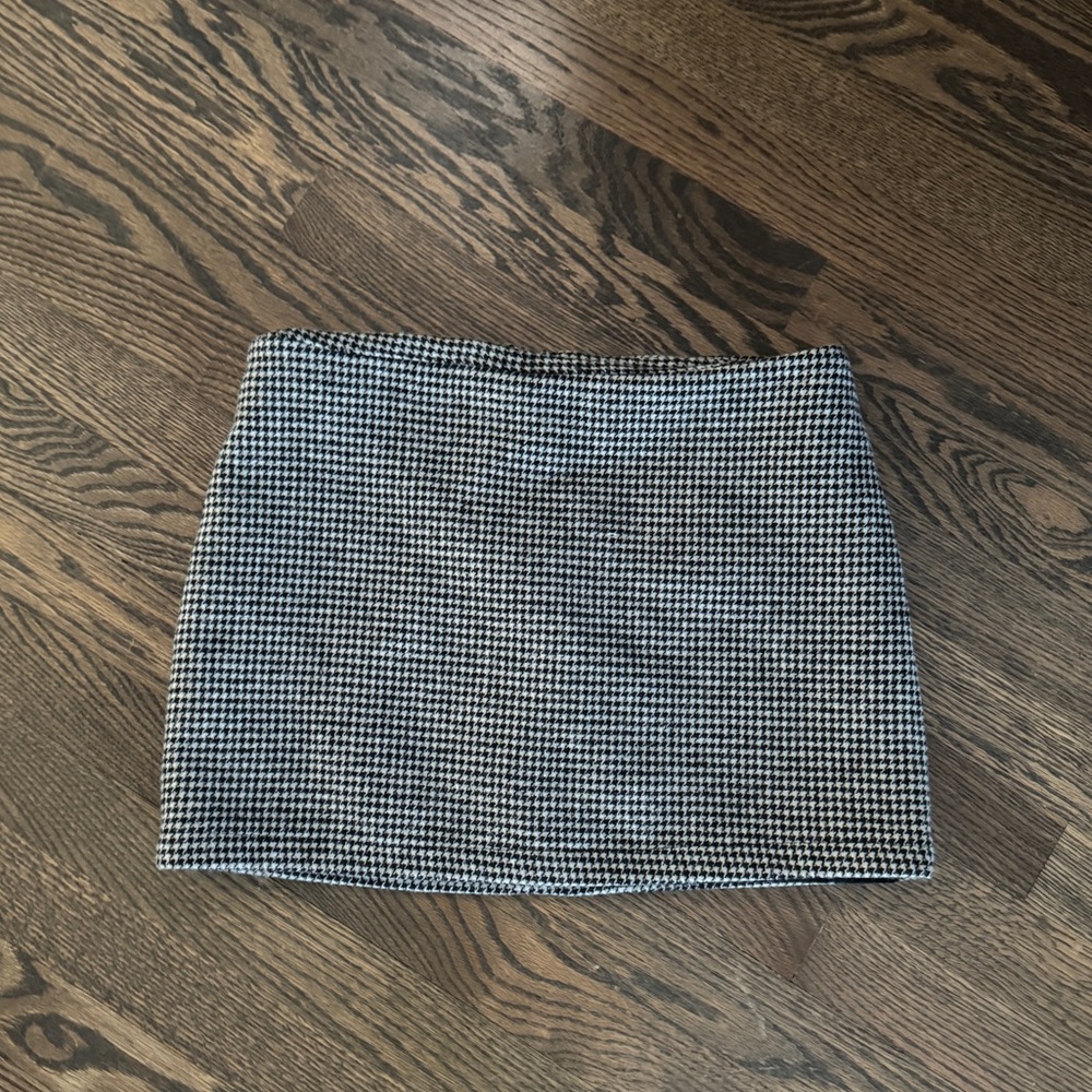 Brandy Melville wool gingham black and white checkered mini skirt